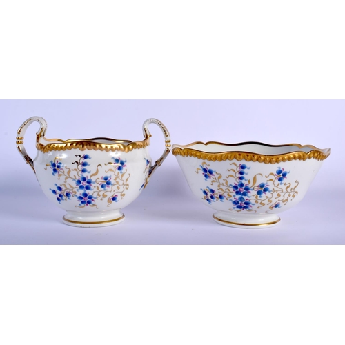 79 - EARLY 19TH C. BARR WORCESTER SUCRIER AND MATCHING BOWL PAINTED WITH CORNFLOWER STYLE FLOWERS .  Bowl... 