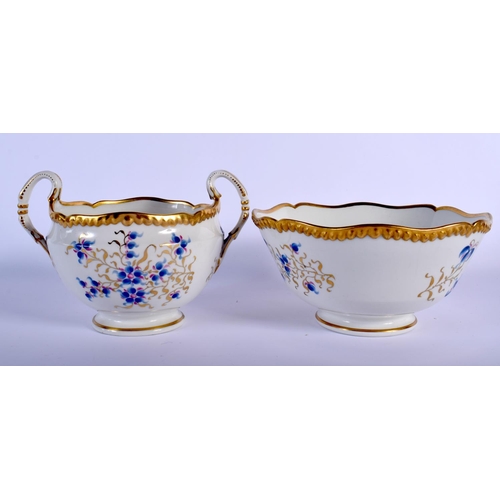 79 - EARLY 19TH C. BARR WORCESTER SUCRIER AND MATCHING BOWL PAINTED WITH CORNFLOWER STYLE FLOWERS .  Bowl... 