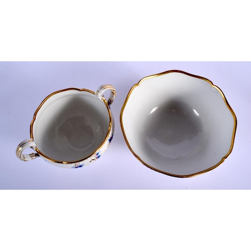79 - EARLY 19TH C. BARR WORCESTER SUCRIER AND MATCHING BOWL PAINTED WITH CORNFLOWER STYLE FLOWERS .  Bowl... 