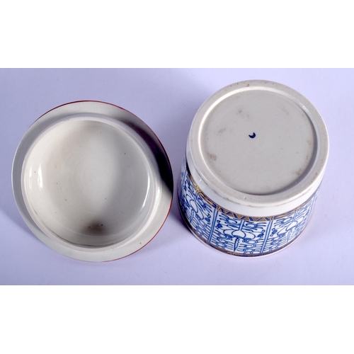 87 - 18TH C. ROYAL LILY RARE SUCRIER AND COVER OR TOBACCO JAR PAINTED WITH THE ROYAL LILY PATTERN. 12.5cm... 