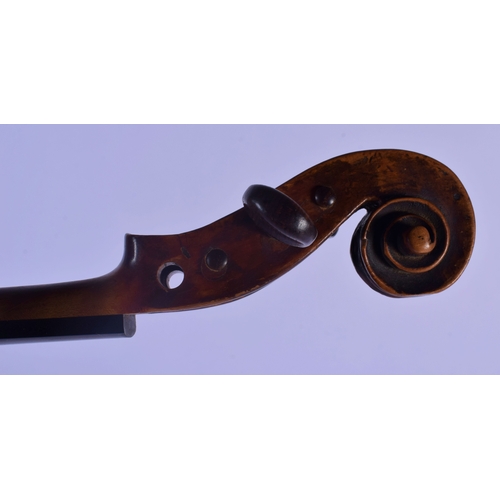 313 - AN ANTIQUE TWO PIECE BACK VIOLIN. 59 cm long.