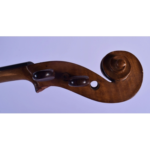 314 - A VINTAGE SINGLE PIECE BACK VIOLA. 68 cm long.