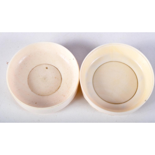 16 - A 19TH CENTURY JAPANESE MEIJI PERIOD CARVED IVORY BOX AND COVER decorated with dragons. 7 cm diamete... 