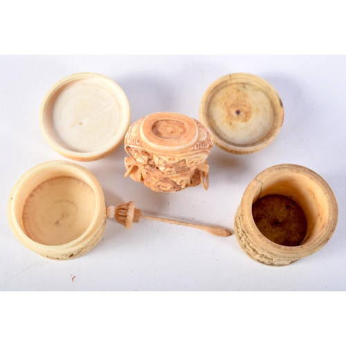 20 - A PAIR OF 19TH CENTURY CHINESE CANTON IVORY BOXES together with a similar snuff bottle. Largest 7 cm... 