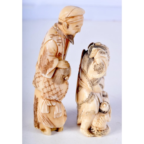 27 - A 19TH CENTURY JAPANESE MEIJI PERIOD CARVED IVORY NETSUKE together with a larger okimono. Largest 8 ... 