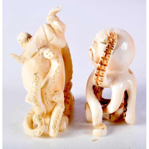 38 - AN EARLY 20TH CENTURY JAPANESE MEIJI PERIOD CARVED IVORY OCTOPUS NETSUKE together with a similar ivo... 