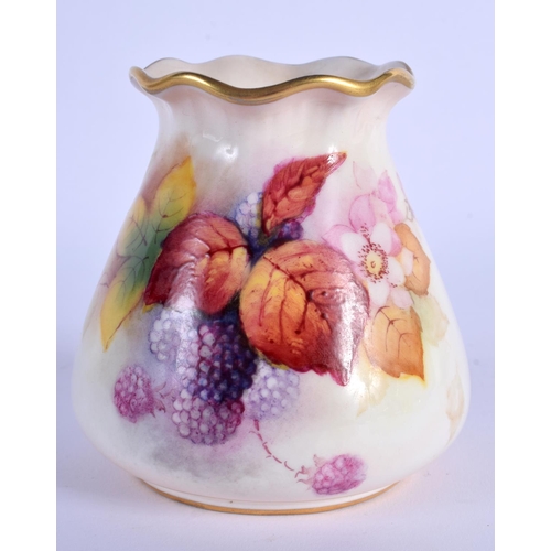 122 - ROYAL WORCESTER SACK SHAPEDITH PIE CRUST RIM PAINTED WITH AUTUMNAL LEAVES AND VASE W BERRIES BY BLAK... 