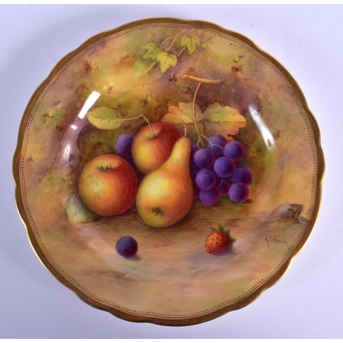 134 - ROYAL WORCESTER PLATE PAINTED WITH FRUIT BY A. SHUCK SIGNED, DATE MARK 1929 22.5cm Diameter