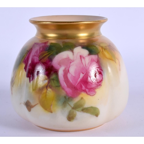 146 - ROYAL WORCESTER VASE PAINTED WITH ROSES BY SPILSBURY SIGNED SHAPE H158, DATE MARK 1928 8cm High