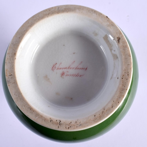 193 - CHAMBERLAINS WORCESTER GREEN GROUND VASE PAINTED WITH FLOWERS IN AN ORNATE GILT PANEL AND A EIGHT SI... 