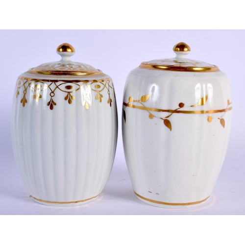 206 - 18TH C. CAUGHLEY TEA CANISTER AND COVER WITH GILT DECORATION AND ANOTHER TEA CANISTER SIMILAR 11.5cm... 