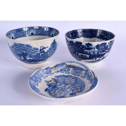 208 - 18TH C. THREE LIVERPOOL SMALL PLATES PRINTED IN BLUE, AN EGG DRAINER, AND TWO PRINTED TEABOWLS Tea B... 