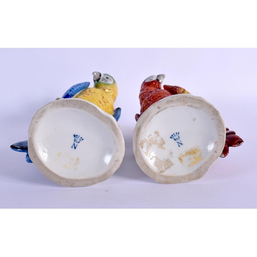 284 - A PAIR OF LATE 19TH CENTURY NAPLES PORCELAIN FIGURES OF PARROTS. 21 cm high.