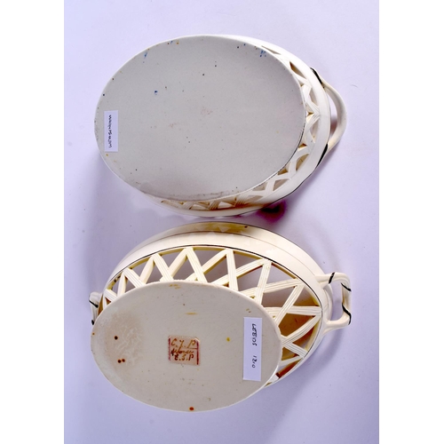 292 - TWO LATE 18TH CENTURY LEEDS & WEDGWOOD BASKETS ON STANDS with acorn decoration. Largest 24 cm x 14 c... 
