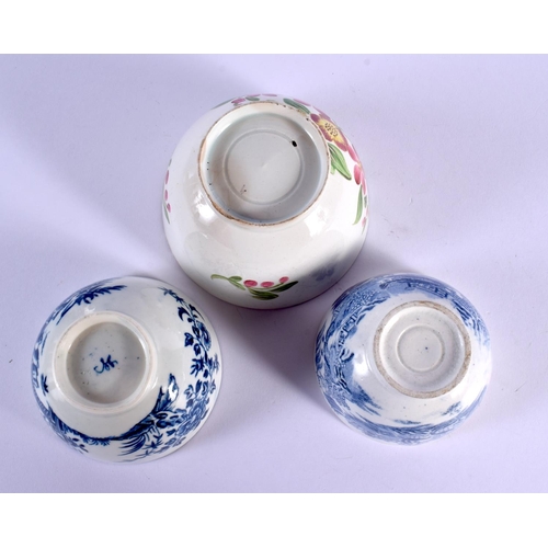 297 - AN 18TH CENTURY WORCESTER BLUE AND WHITE TEABOWL together with fairings etc. (6)