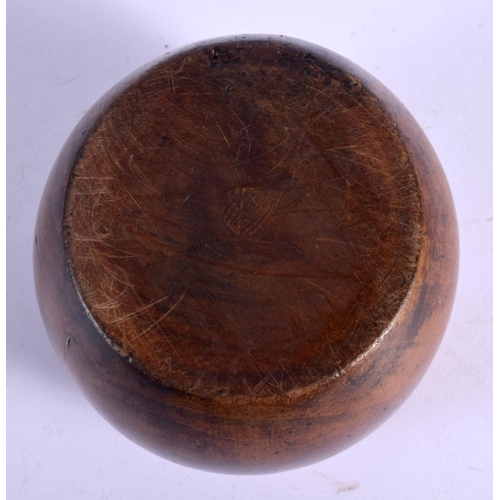 322 - A GEORGE III FRUITWOOD TEA CADDY AND COVER in the form of a fruit. 16 cm x 9 cm.