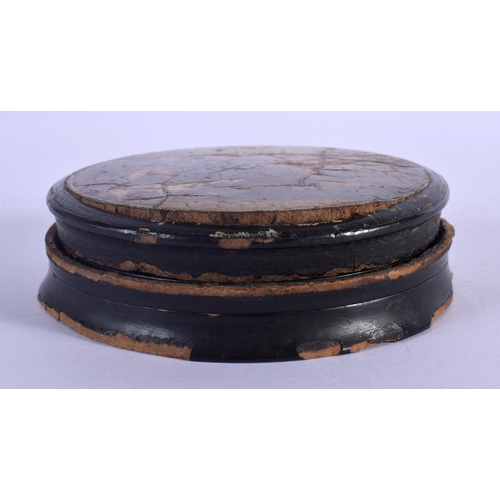 346 - AN EARLY 19TH CENTURY GERMAN STOBWASSER OF BRUNSWICK LACQUERED SNUFF BOX BASE together with an assoc... 