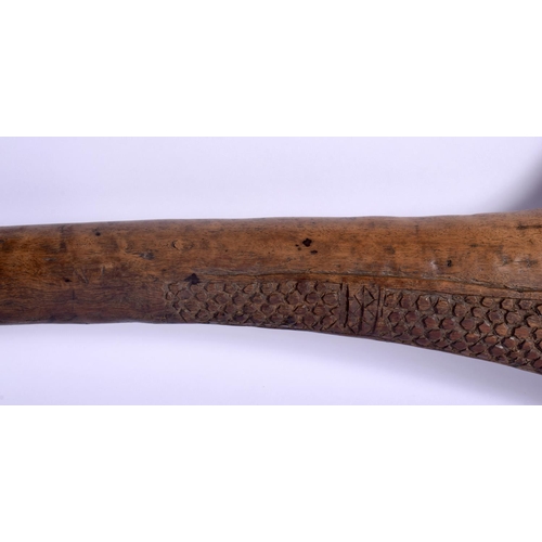 444 - A LARGE 19TH CENTURY FIJIAN VITI WOODEN CARVED TRIBAL WAR CLUB. 100 cm long.
