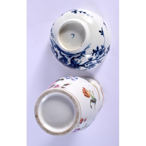 8 - AN 18TH CENTURY WORCESTER BLUE AND WHITE PORCELAIN BOWL together with a Worcester vase C1800. Larges... 