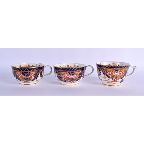 89 - SIX 19TH CENTURY STEVENS AND HANCOCK DERBY IMARI CUPS AND SAUCERS. (12)