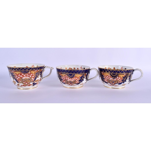 89 - SIX 19TH CENTURY STEVENS AND HANCOCK DERBY IMARI CUPS AND SAUCERS. (12)