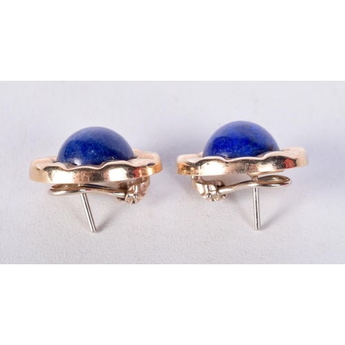 1410 - A PAIR OF 14CT GOLD AND LAPIS EARRINGS.  Stamped 14K, 2cm diameter, weight 7g