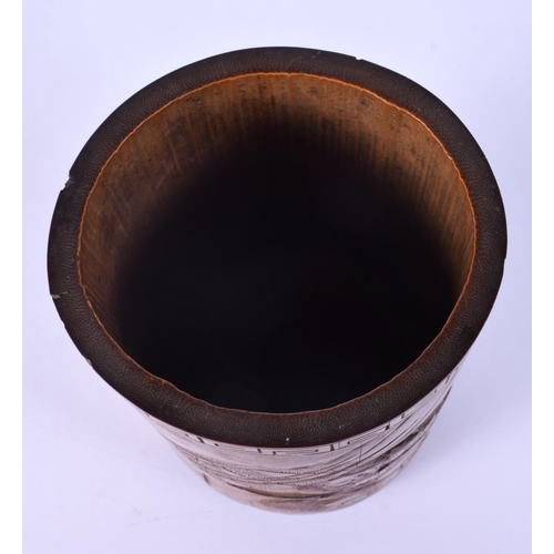 37 - A FINE 19TH CENTURY JAPANESE MEIJI PERIOD CARVED BAMBOO BRUSH POT decorated with samurai fighting. 1... 