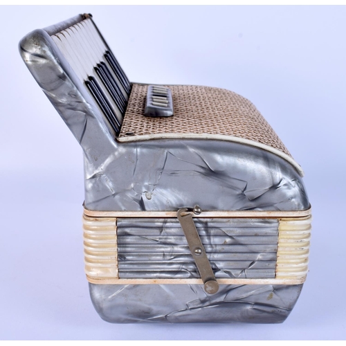 40 - A RARE 1950S ITALIAN ACCORDION CIGARETTE DISPENSER with extending body. 17 cm x 17 cm.