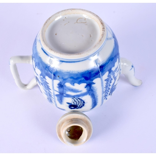 46 - AN 18TH CENTURY CHINESE EXPORT BLUE AND WHITE TEAPOT AND COVER Qianlong. 16 cm wide.