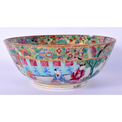47 - A 19TH CENTURY CHINESE CANTON FAMILLE ROSE BOWL together with a fish plate. Largest 23 cm diameter. ... 