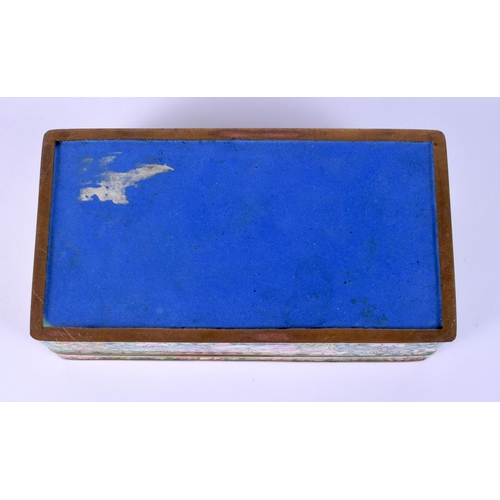 6 - AN EARLY 20TH CENTURY CHINESE CLOISONNE ENAMEL RECTANGULAR CASKET Late Qing/Republic, decorated with... 
