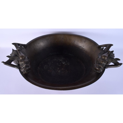 8 - A FINE AND EXTREMELY RARE 18TH CENTURY CHINESE BRONZE NARCISSUS CENSER Qianlong, bearing Xuande mark... 