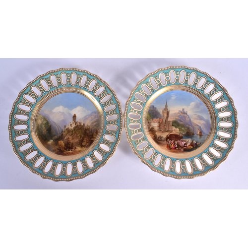 165 - 3rd quarter of the 19th c. Copeland superb pair of pierced topographical plates painted with Europea... 