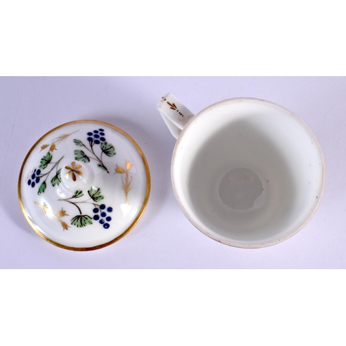 203 - 19th c . Nast a Paris custard cup and cover painted with a grape vine. 9.5c high