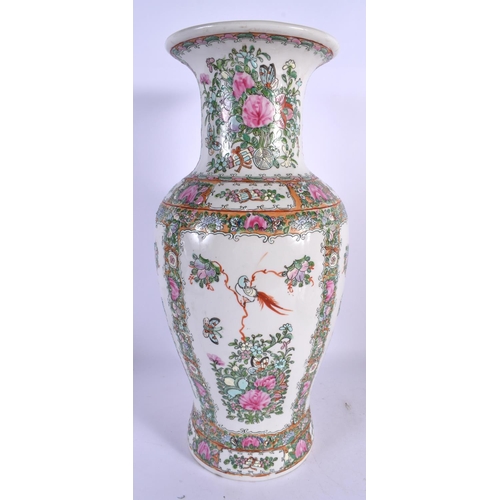 278 - A MODERN CHINESE FAMILLE ROSE VASE and an Early 19th century plate. Vase 43 cm high. (2)