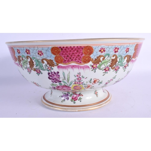 3 - A RARE 19TH CENTURY FRENCH SAMSONS OF PARIS PORCELAIN BOWL painted in the Chinese Export style. 27 c... 