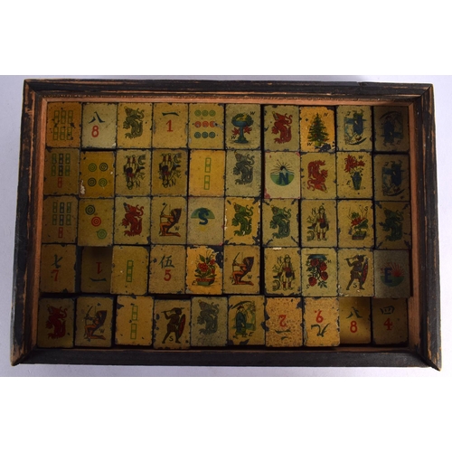 367 - A VINTAGE MAHJONG SET. 32 cm x 26 cm. (147)