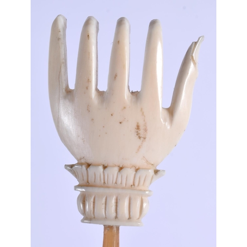 388 - A RARE 19TH CENTURY ANGLO INDIAN CARVED RHINOCEROS HORN BACK SCRATCHER with bone hand. 14 grams. 40 ... 