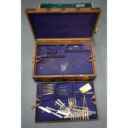 426 - A LARGE ANTIQUE MAPPIN & WEBB CANTEEN BOX together with assorted flatware and a box of porcelain. (q... 