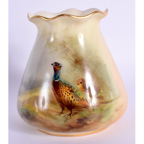 48 - A ROYAL WORCESTER PORCELAIN VASE painted with birds by Stinton. 9.5 cm x 7.5 cm.