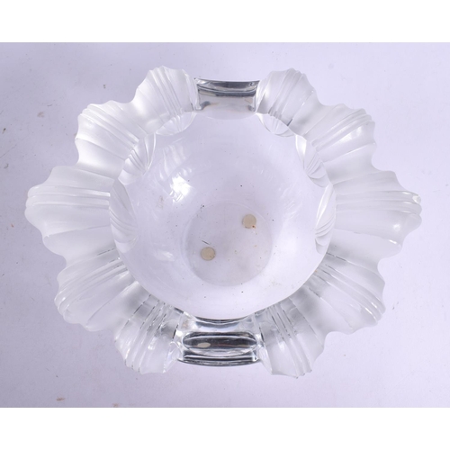 618 - A LARGE FRENCH LALIQUE GLASS BOWL. 20 cm wide.