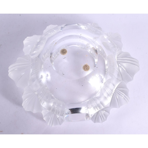 618 - A LARGE FRENCH LALIQUE GLASS BOWL. 20 cm wide.