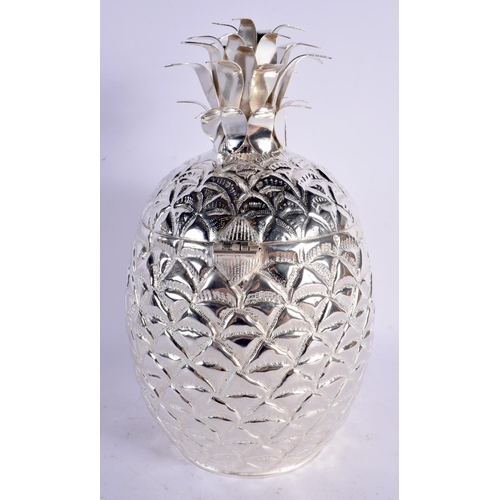 626 - A LARGE CONTEMPORARY SILVER PLATED PINEAPPLE BOX AND COVER. 35 cm x 10 cm.