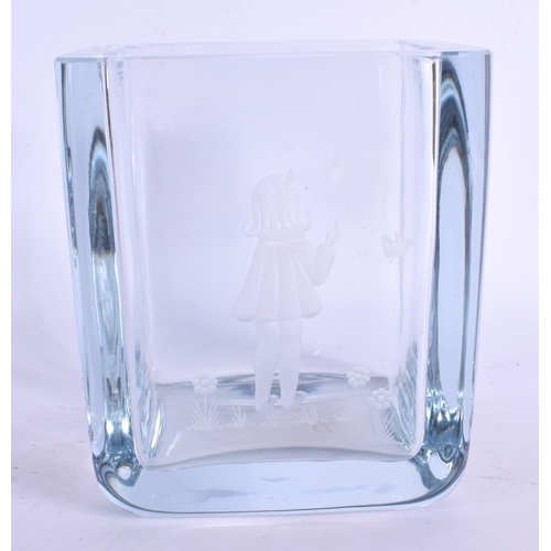 7 - A CHARMING SCANDINAVIAN CLEAR GLASS VASE decorated with a girl with flowers. 12 cm x 10 cm.