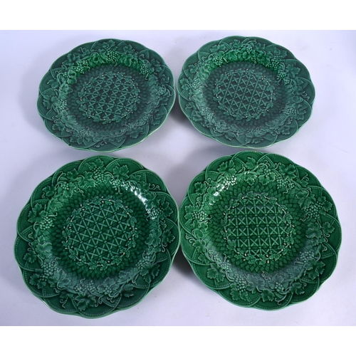 84 - A GROUP OF ANTIQUE WEDGWOOD GREEN GLAZED LETTUCE LEAF DISHES etc. Largest 22 cm diameter. (15)