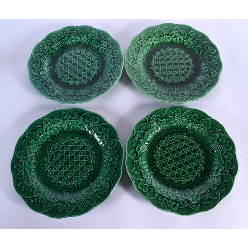 84 - A GROUP OF ANTIQUE WEDGWOOD GREEN GLAZED LETTUCE LEAF DISHES etc. Largest 22 cm diameter. (15)