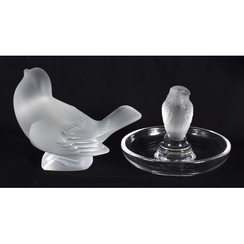 94 - A FRENCH LALIQUE GLASS BIRD and an owl pin dish. Largest 9.5 cm x 8 cm. (2)