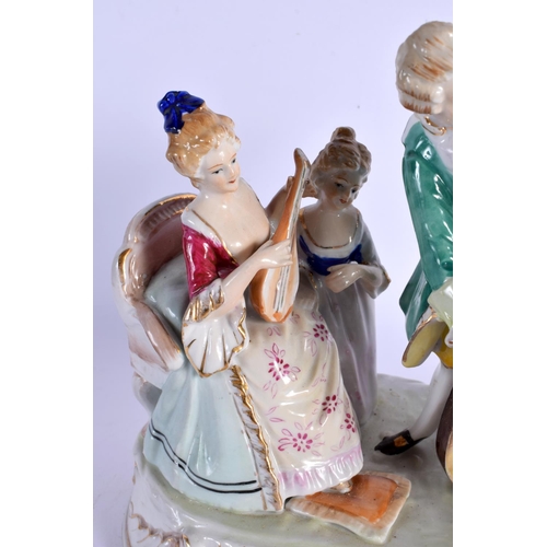 95 - A LARGE CONTINENTAL PORCELAIN FIGURAL GROUP. 25 cm x 18 cm.