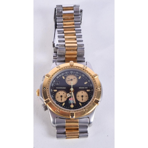 1048 - A TAG HEUR PROFESSIONAL WATCH.  Dial 4.2cm incl crown