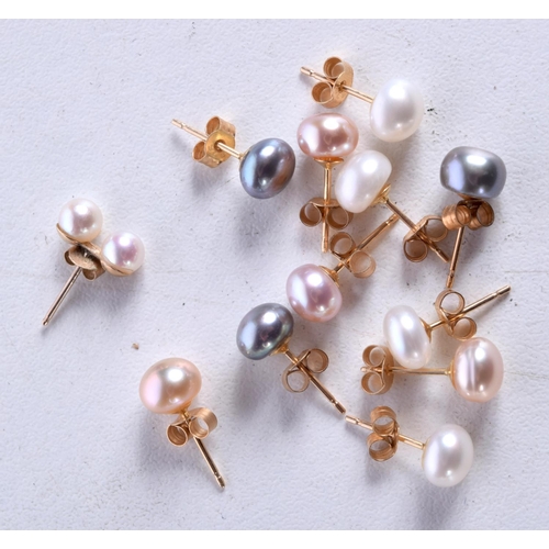 806 - TWELVE ASSORTED GOLD MOUNTED CULTURED PEARL EARRINGS.  0.6cm diameter, total weight 4.6g (12)